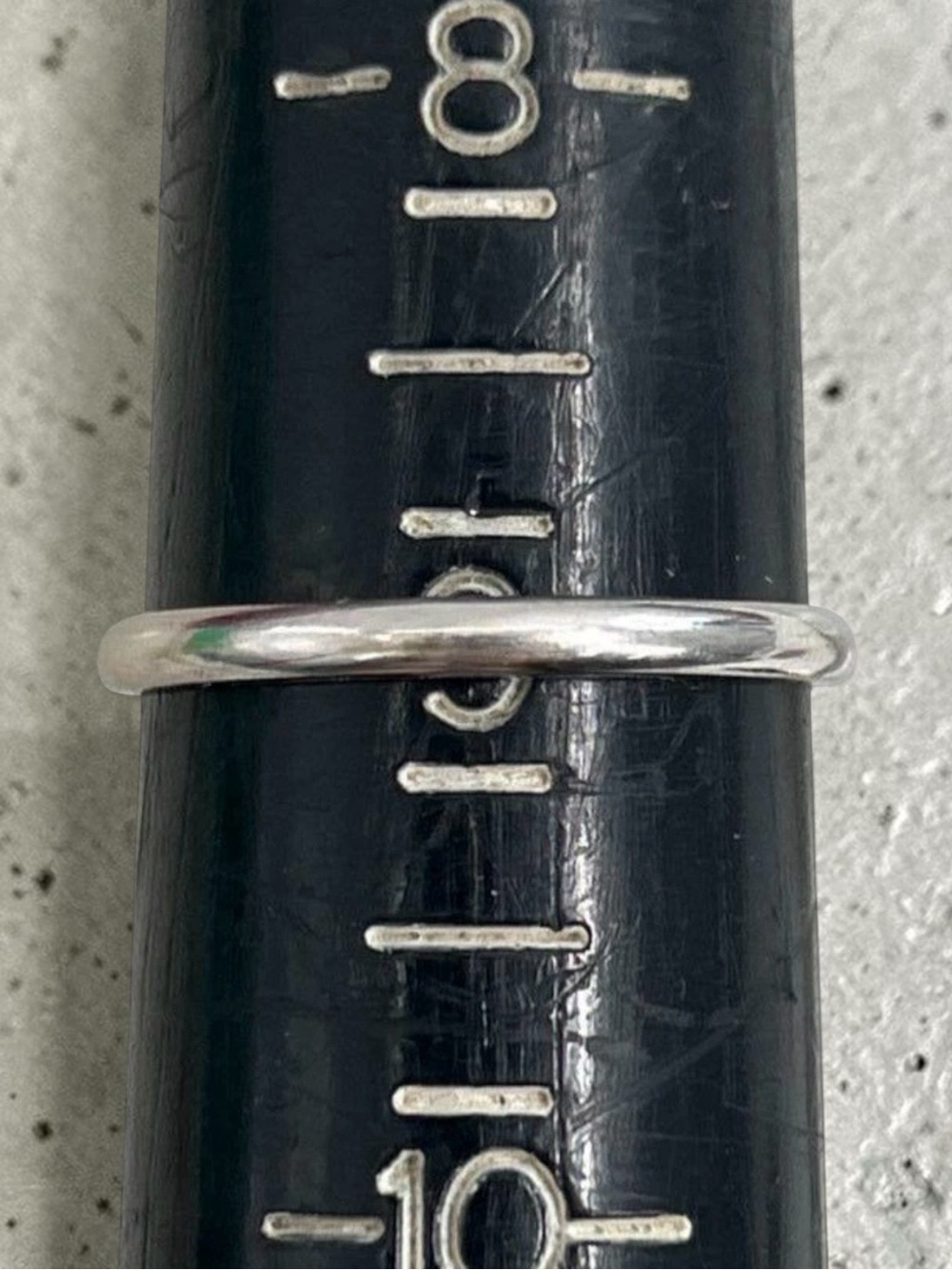 14K White Gold Wedding Band Ring Size 9 Minimalist Comfort Fit Band 2mm - Picture 7 of 10